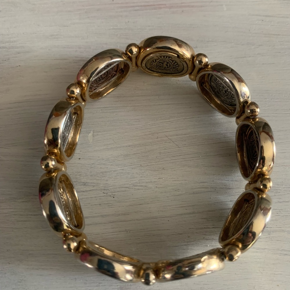 Queen Elizabeth II Tri Color Coin Style Bracelet - Picture 5 of 9